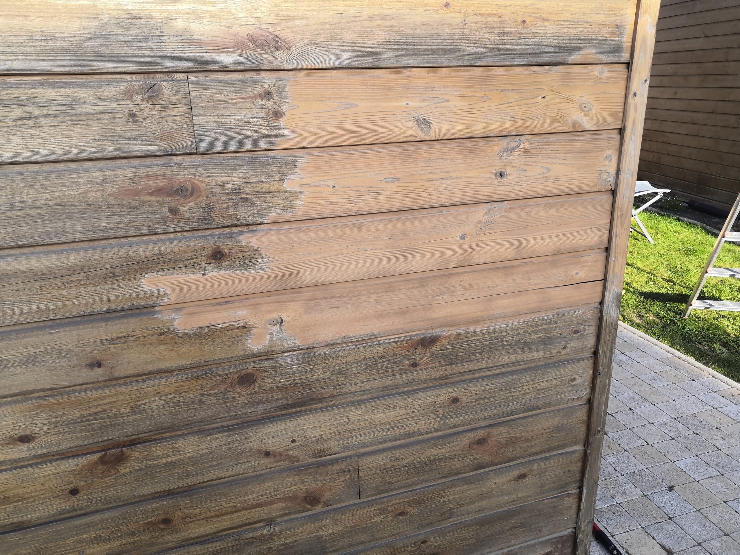 Entretien bardages bois - Préparer les surfaces produit de nettoyage